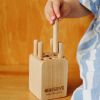 Tourillon - Jeu en bois pour développer la motricité fine  par Observe Montessori