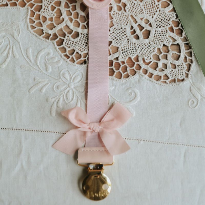 Attache sucette Powder Pink Elodie Details Ambiance 2
