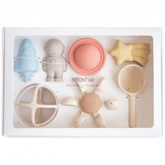 Coffret jeux d'éveil Mini Astronaut (7 pièces) - Mushie Coffret jeux d'éveil Mini Astronaut (7 pièces) - Mushie