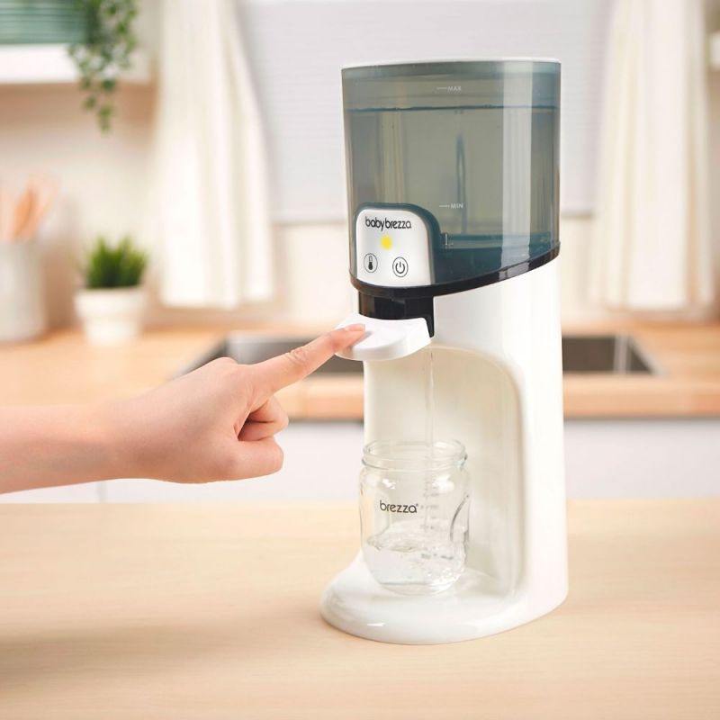 Image d'ambiance de présentation du produit Chauffe eau pour biberon Instant Warmer - babybrezza