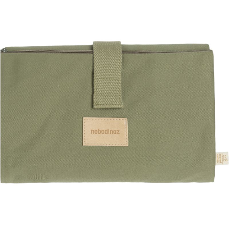 Tapis à langer waterproof Baby on the go Olive Green Nobodinoz