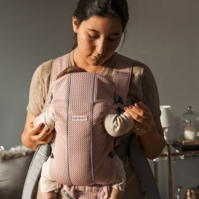 Porte Bebe One Air Tissu Mesh 3d Rose Nacre Babybjorn