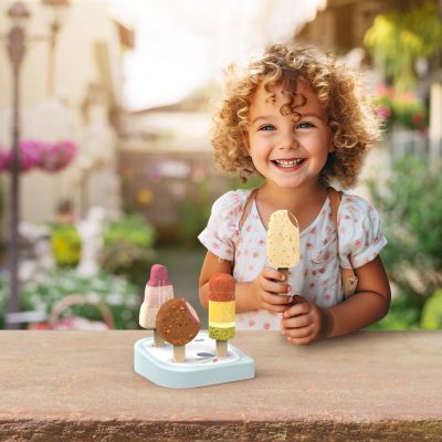 Bar à glaces en bois