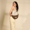 Sac banane Andrea Léopard Cannelle Hindbag Ambiance 2