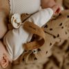 Attache tétine Gaze Camel (personnalisable) Atelier Wagram Ambiance 6
