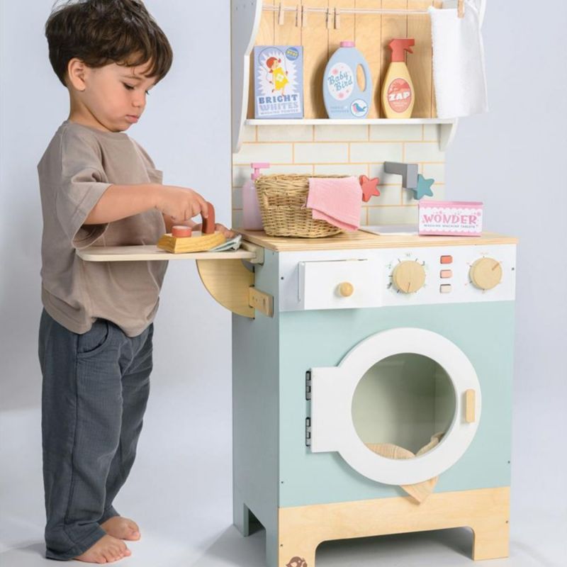 Machine à laver avec accessoires en bois Tender Leaf Ambiance 4