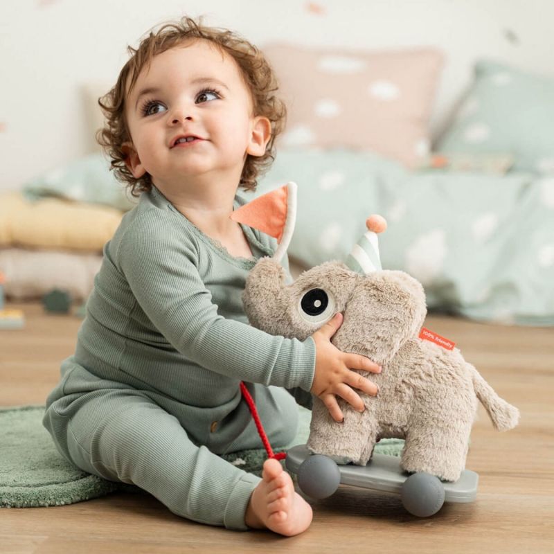 Jouet à tirer 2-en-1 Elphee Sable Done by Deer Ambiance 1