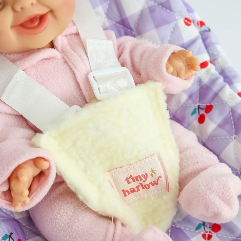 Siège auto pour poupée Cerise Tiny Harlow Ambiance 2