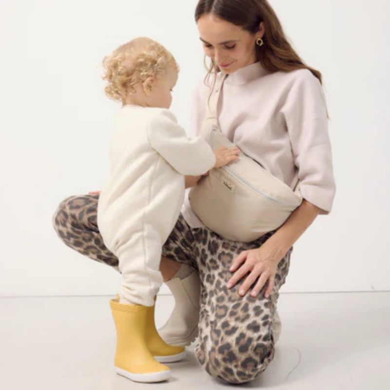 Banane à langer Imper' latte BEBEL Ambiance 4