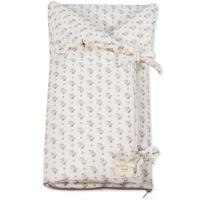 Nid d'ange et couverture Botton Fleurs Walking Mum Produit 1