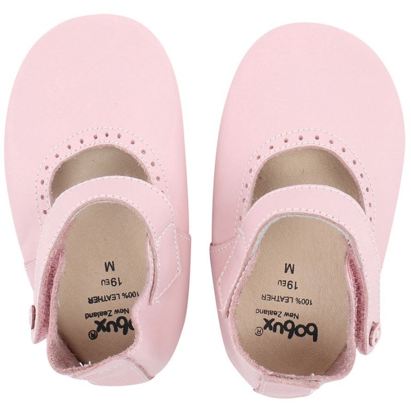 Chaussons en cuir Soft soles rose clair Mary Jane (3-9 mois) Bobux