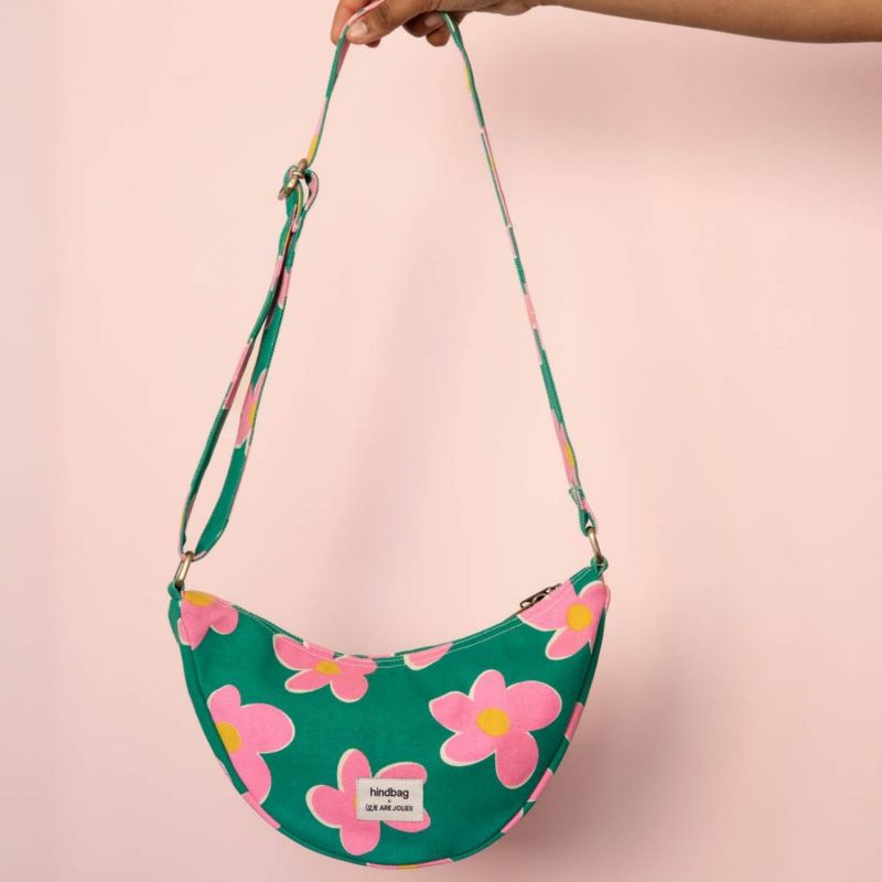 Sac banane Andrea Big Flowers Hindbag x We Are Jolies Hindbag Ambiance 9