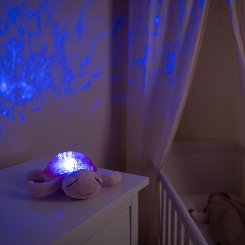 Veilleuse peluche Tranquil Turtle Rose (rechargeable) Cloud B Ambiance 7