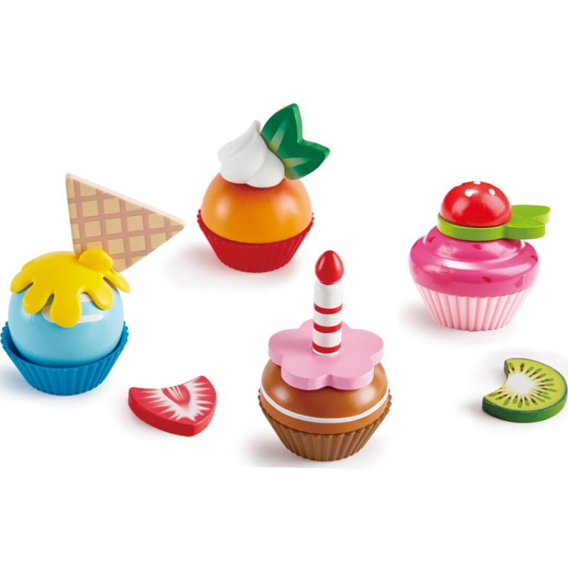 Cupcakes factices et accessoires (18 pièces) Hape