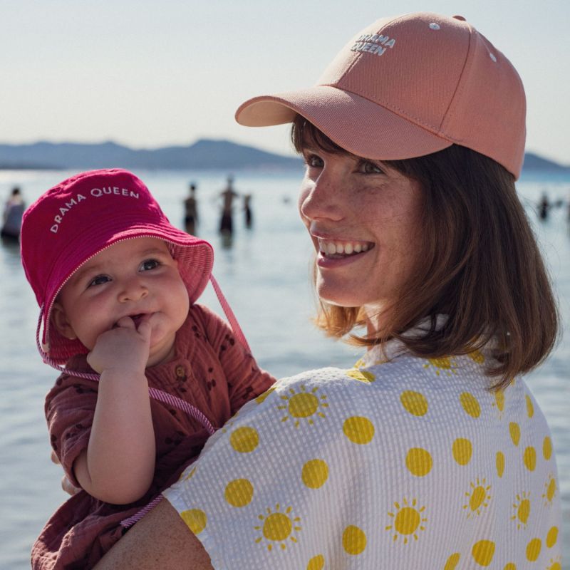 Bob bébé réversible Drama Queen rose (3-6 mois) Chamaye Ambiance 6