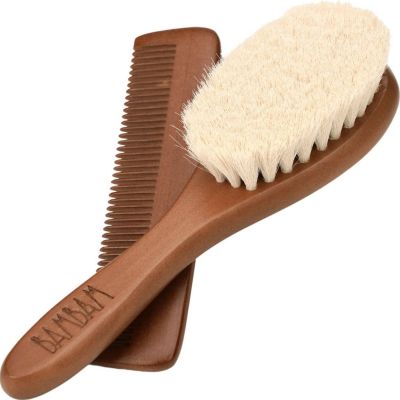 Brosse et peigne marron