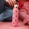 Gourde isotherme Coeurs Rouges (600 ml) Atelier Wagram Ambiance 3