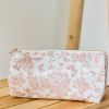 Trousse de toilette enduite Toile de Jouy rose thé (25 cm) Tartine et Chocolat Ambiance 2
