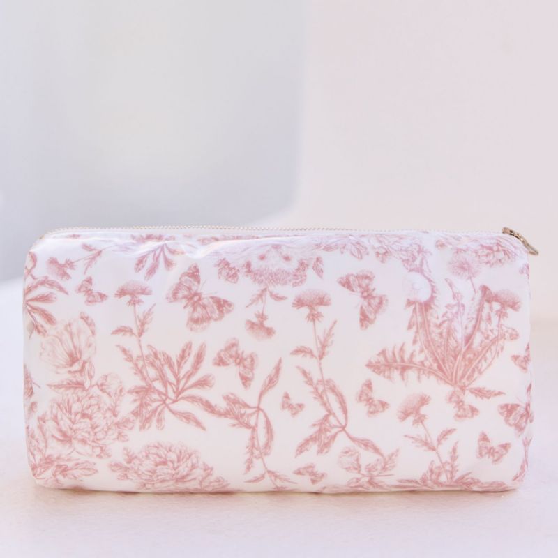 Trousse de toilette enduite Toile de Jouy rose thé (25 cm) Tartine et Chocolat Ambiance 3