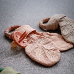 Anneau de dentition Leaf Rose