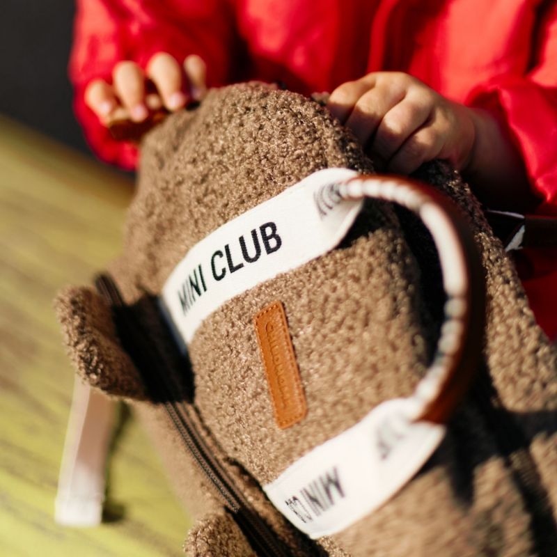Sac à dos enfant Mini Club Signature Teddy Soft Brown Childhome Ambiance 9