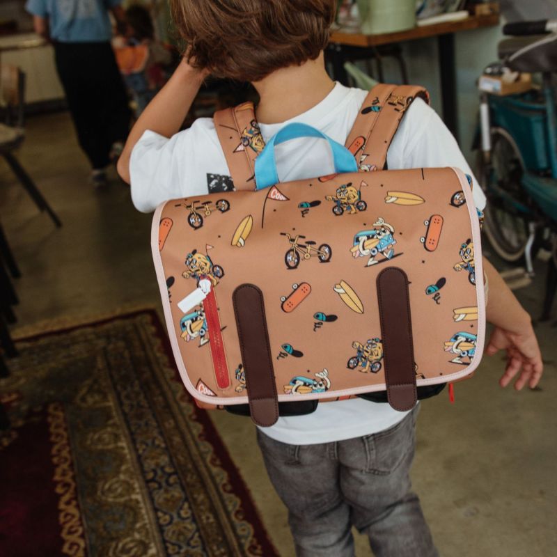 Cartable Mascots Ride (2-5 ans) Hello Hossy Ambiance 2