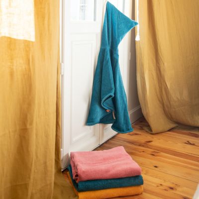 Poncho de bain cygne vieux rose personnalisable (0-5 ans)