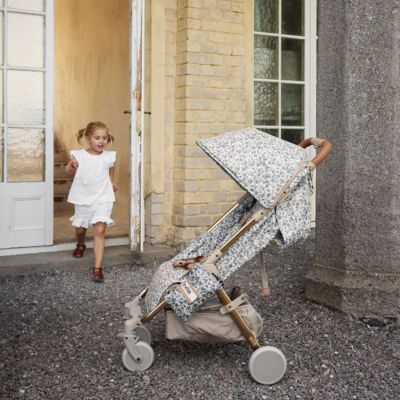 Poussette compacte Mondo Garden Leo