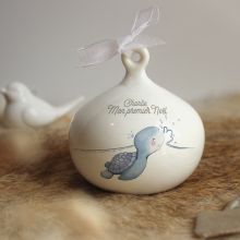 Boule de Noël en porcelaine Tortue de mer (personnalisable)  par Gaëlle Duval