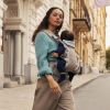 Porte-bébé Harmony 3D Mesh gris beige BabyBjörn Ambiance 7