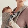 Porte-bébé Harmony 3D Mesh gris beige BabyBjörn Ambiance 9