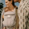 Porte-bébé Omni Deluxe Mesh Natural Beige Ergobaby Ambiance 2
