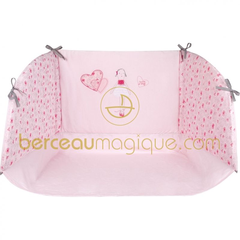 Tour de lit avec fond Aquarelle rose Sucre d'orge