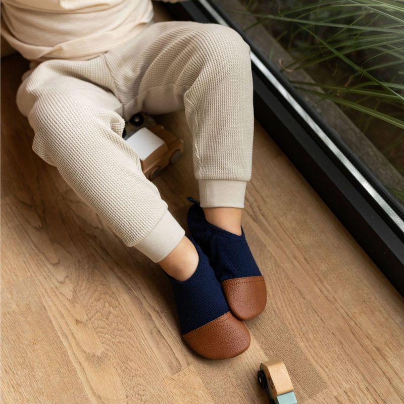 Chaussons Les Petits Jerseys Bleu Profond (pointures 18-20) Les Pas Petits Ambiance 5