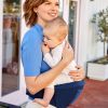 Porte bébé enfant Lift Hip Bleu Marine Ergobaby Ambiance 8