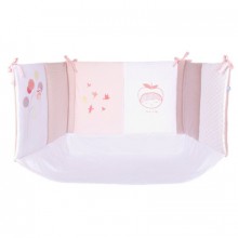Tour de lit avec fond rose pastel Un été fruité (pour lit 60 x 120 cm ou 70 x 140 cm)  par Sucre d'orge