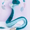 Peluche géante serpent Cobra Les animaux des grands espaces (135 cm)  par Histoire d'Ours