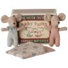 Souris bébés jumeaux dans leur boîte assortie Vichy Maileg Produit 1
