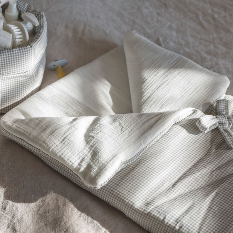 Nid d'ange et couverture Little Bloom Vichy Gris (TOG 2,5) Pasito a pasito Ambiance 2