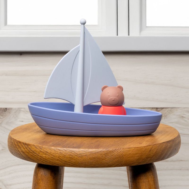 Jouet de dentition en silicone Ours sur un bateau en silicone Little L Ambiance 2