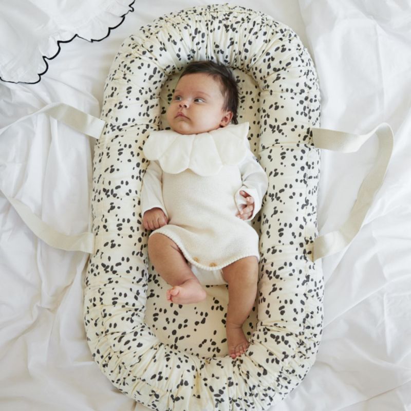 Bavoir Vanilla White Elodie Details Ambiance 3