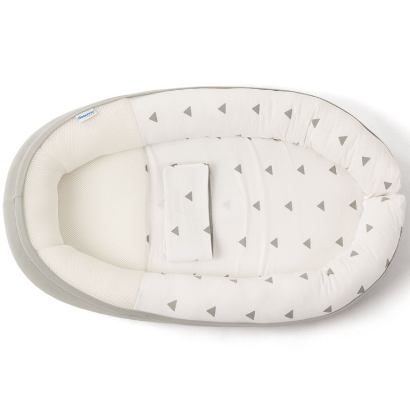 Réducteur de lit en coton bio Cocoon doomoo gris Babymoov