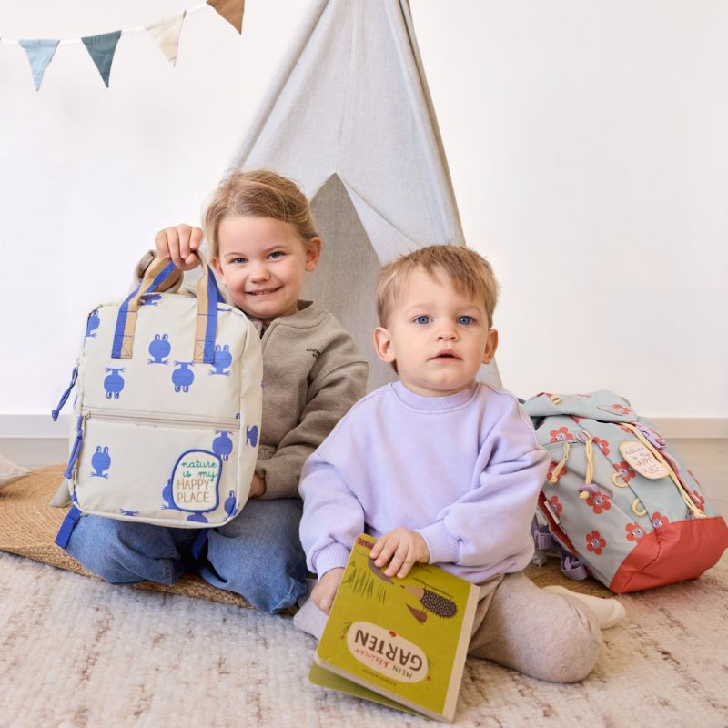 Mini Sac à dos bébé carré Happy Trails Grenouille (20,5x27 cm) Lässig Ambiance 2