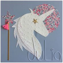 Tableau Licorne personnalisable (30 x 30 cm)  par Marie-Laure Créations