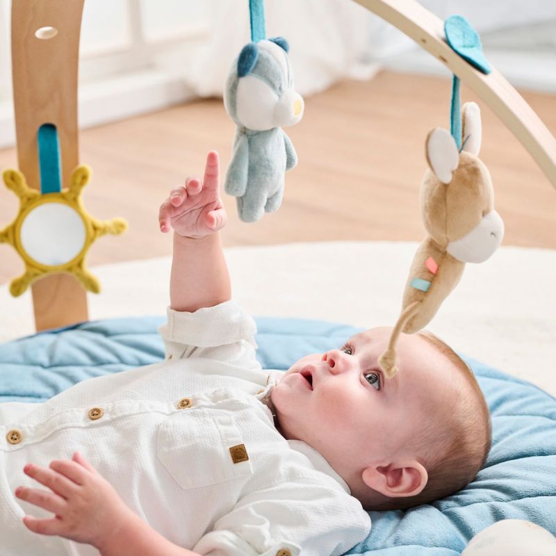 Tapis d'éveil avec arches en bois Felix et Léo Nattou Ambiance 4