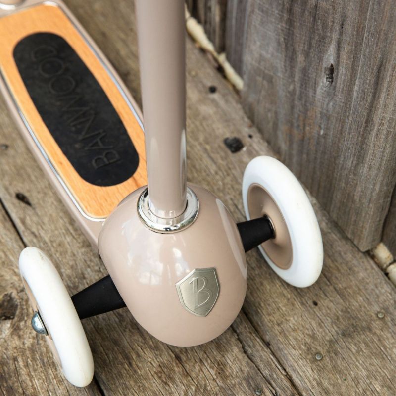 Trottinette Beige Banwood Ambiance 2