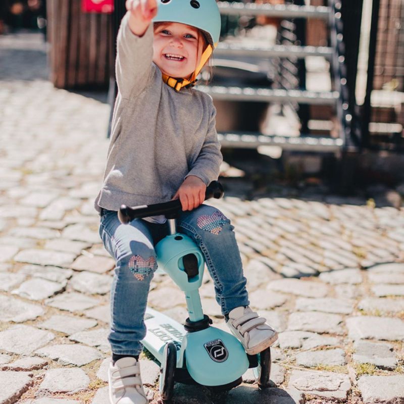 Porteur évolutif en trottinette Highwaykick 1 Blueberry Scoot and ride Ambiance 2