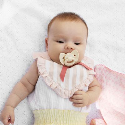 Sucette orthodontique en silicone Binky Bow Oat White (3 mois et +)