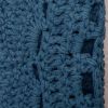 Tapis lavable rond Alma crochet bleu (120 cm)  par Nattiot