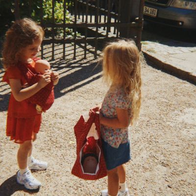 Couffin pour poupée Fraise à pois